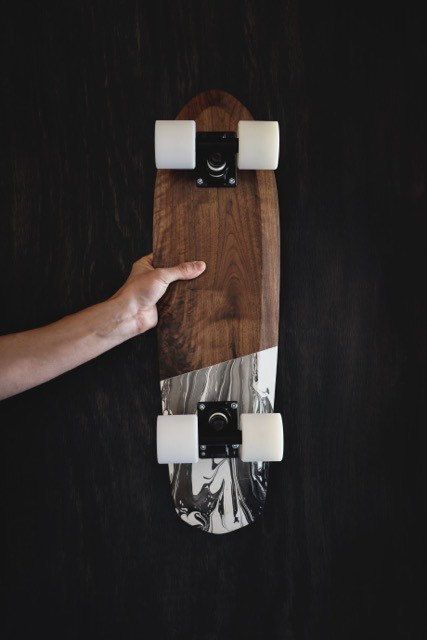 rollholz-skate_deck_tom-wilhelm