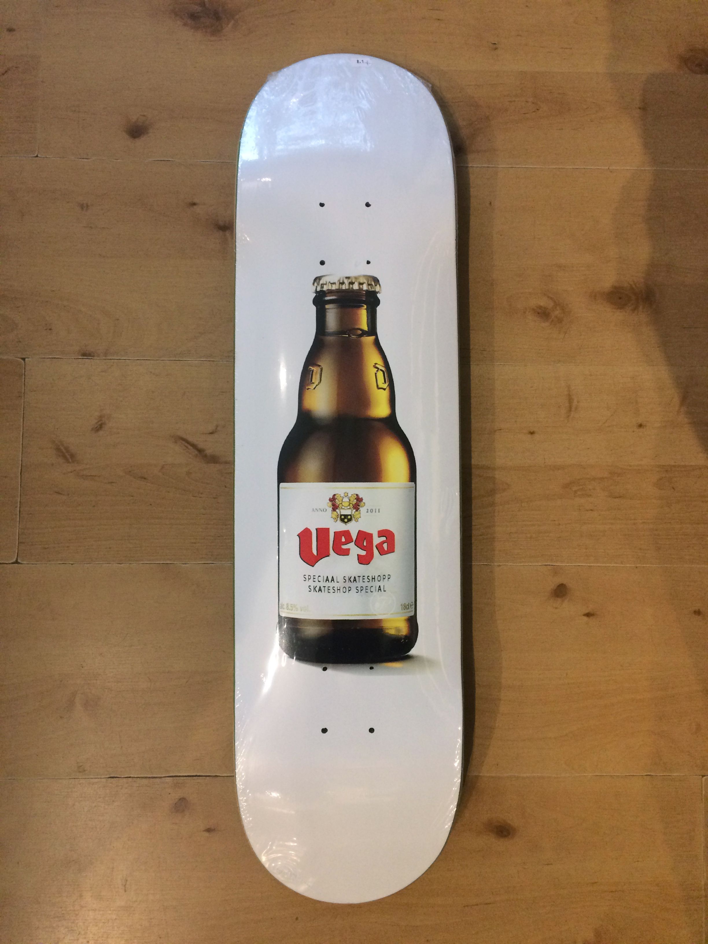 Bottle Vega Skateshop skateboards