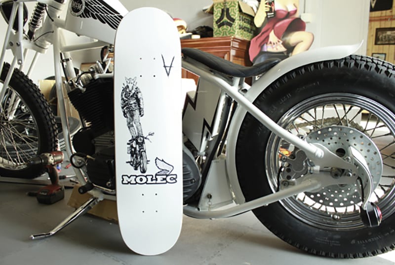 Antiz Moto Skateboard