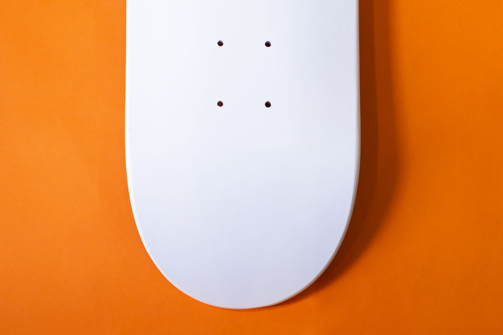 White Skateboard Par Tigerclaw Supplies