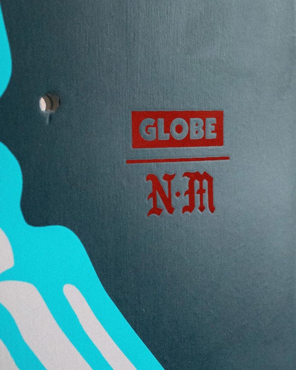 Signature de Globe x Never Made