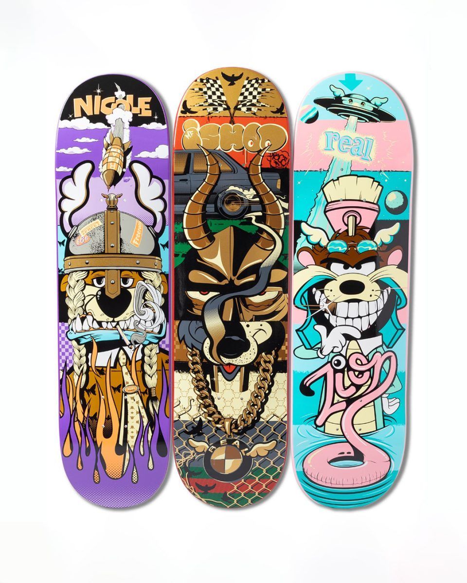 Intégralité de la série D*Face X Real Skateboards 2025
